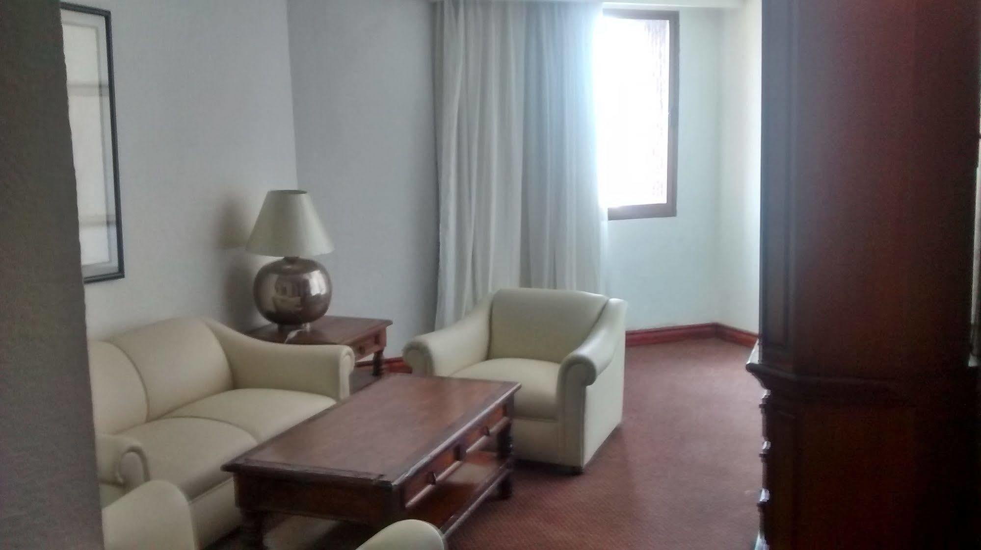 Hotel Laffayette Ejecutivo 瓜达拉哈拉 外观 照片